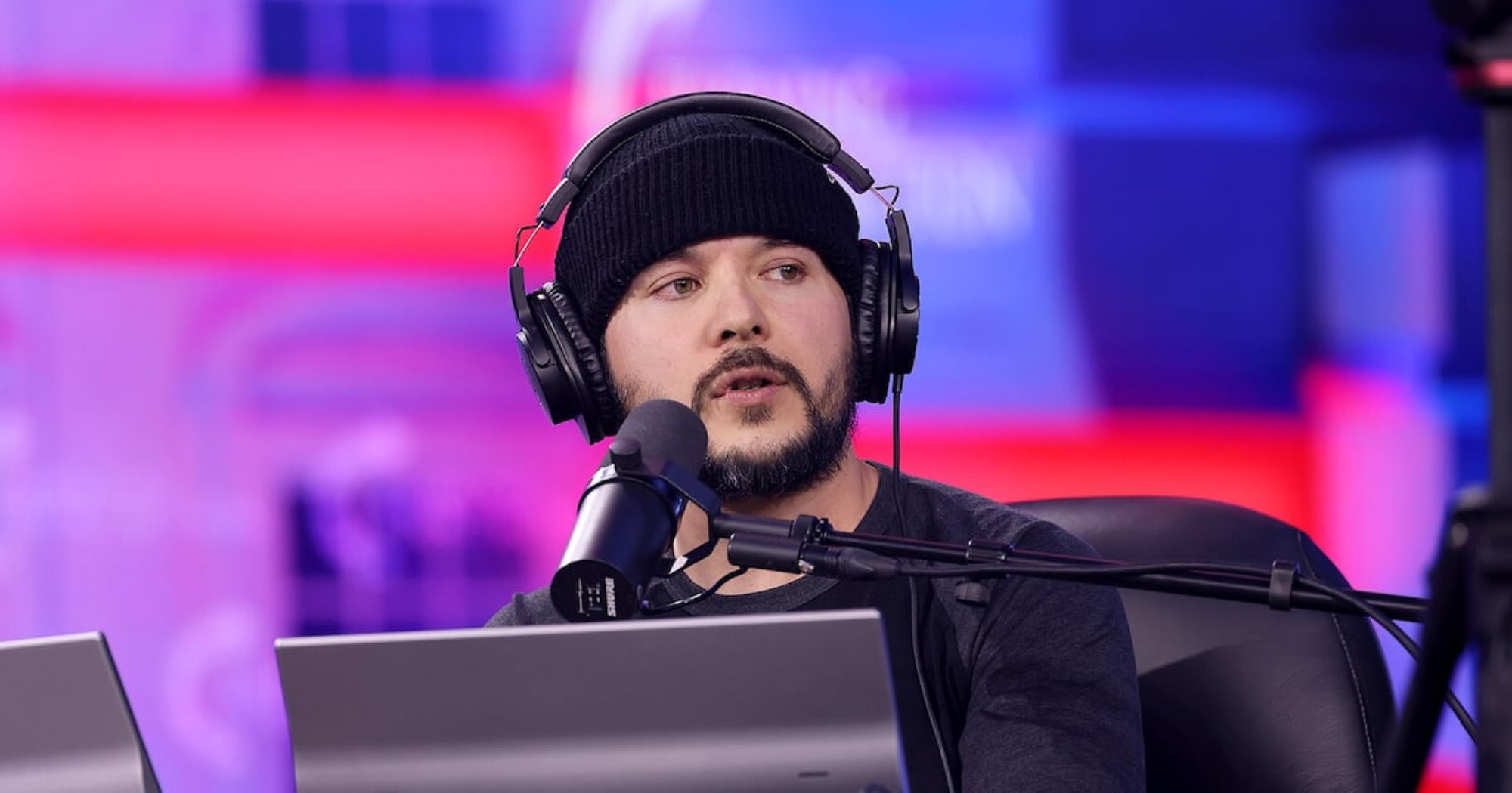 Link Preview: 
Influencer Paid by Russia Added to White House Press Pool: Tim Pool was one of several conservative social media stars who says he was duped into taking Russian money during the election.