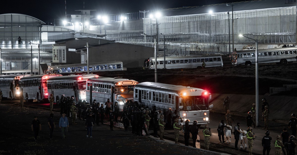 Link Preview: 
An ‘Administrative Error’ Sends a Maryland Father to a Salvadoran Prison: The Trump administration says it mistakenly deported an immigrant with protected status but that courts are powerless to order his return.