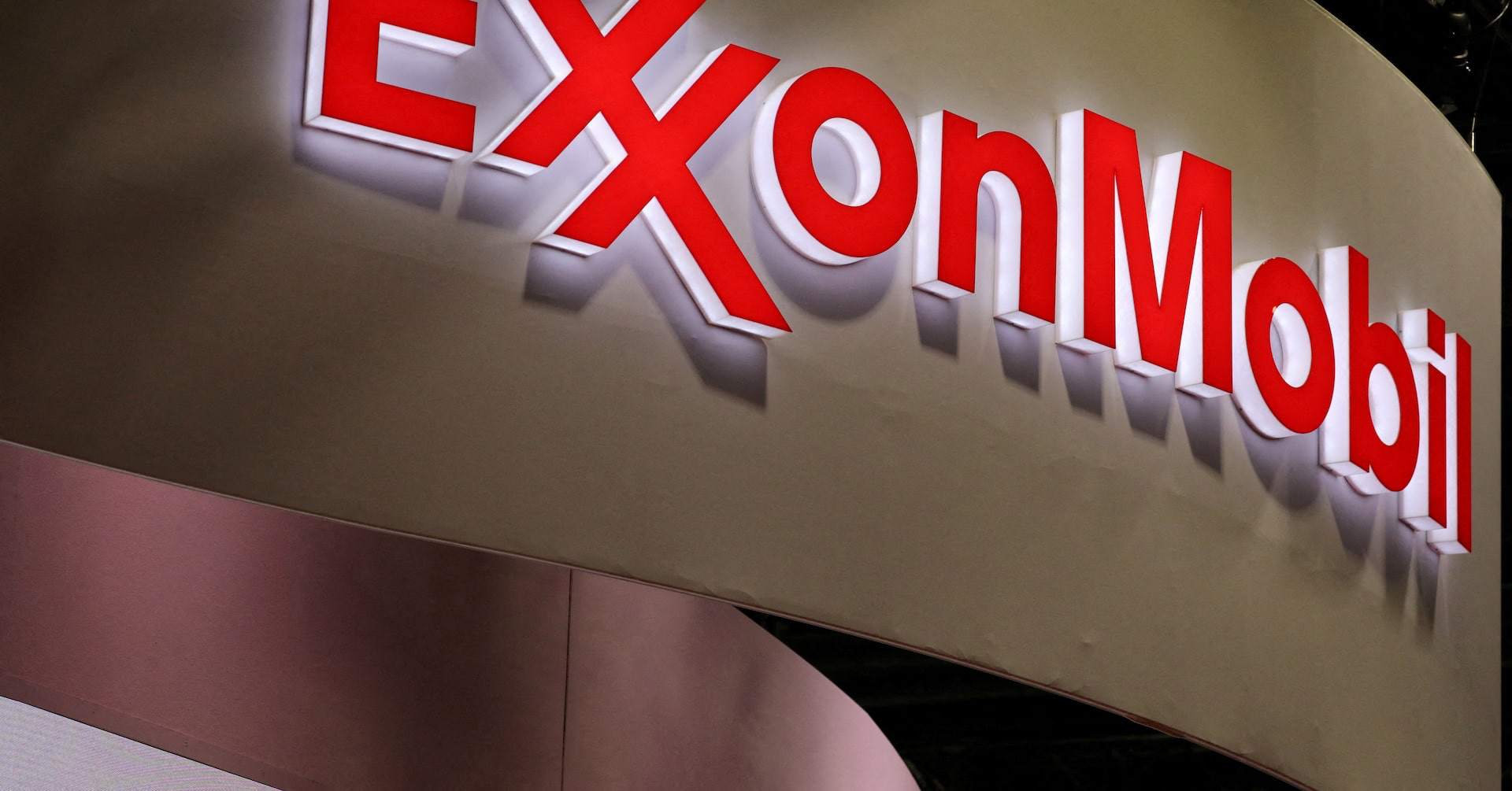Link Preview:
Exclusive: Exxon lobbyist investigated over hack-and-leak of environmentalist emails, sources say: The FBI has been investigating a longtime Exxon Mobil consultant over the contractor's alleged role in a hack-and-leak operation that targeted hundreds of the oil company’s biggest critics, according to three people familiar with the matter.