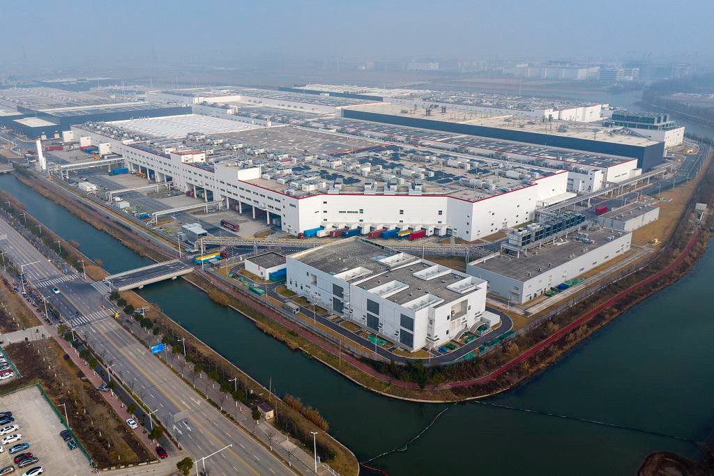 Link Preview:
The Government Is Shutting Down Because Elon Musk Has Factories in China: There’s a mundane reason for the late-term chaos, and it’s called a conflict of interest.