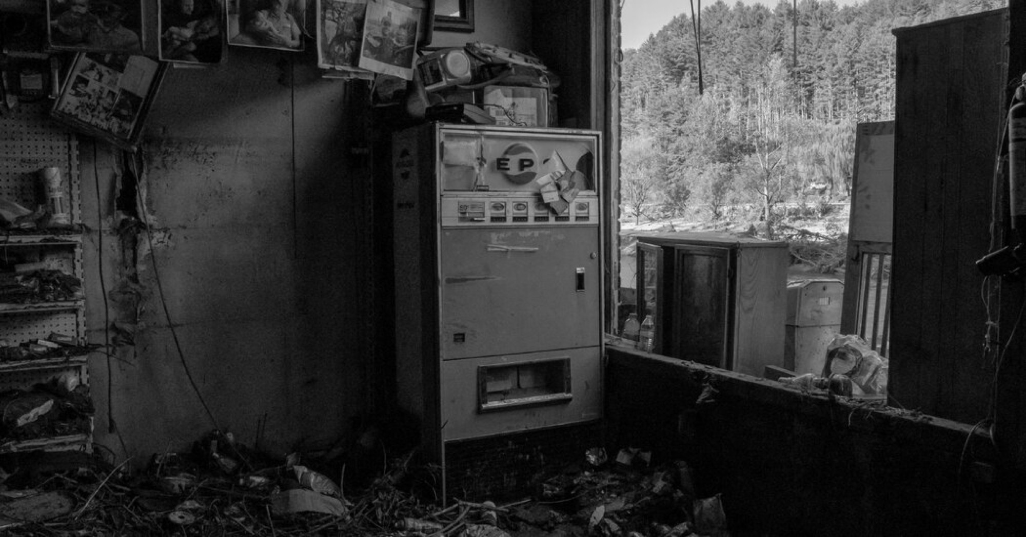 Link Preview: 
Opinion | What Trump and Vance Want From Hurricane Helene: Trump has successfully trained millions of Americans to think of the truth as an obstacle to winning power.