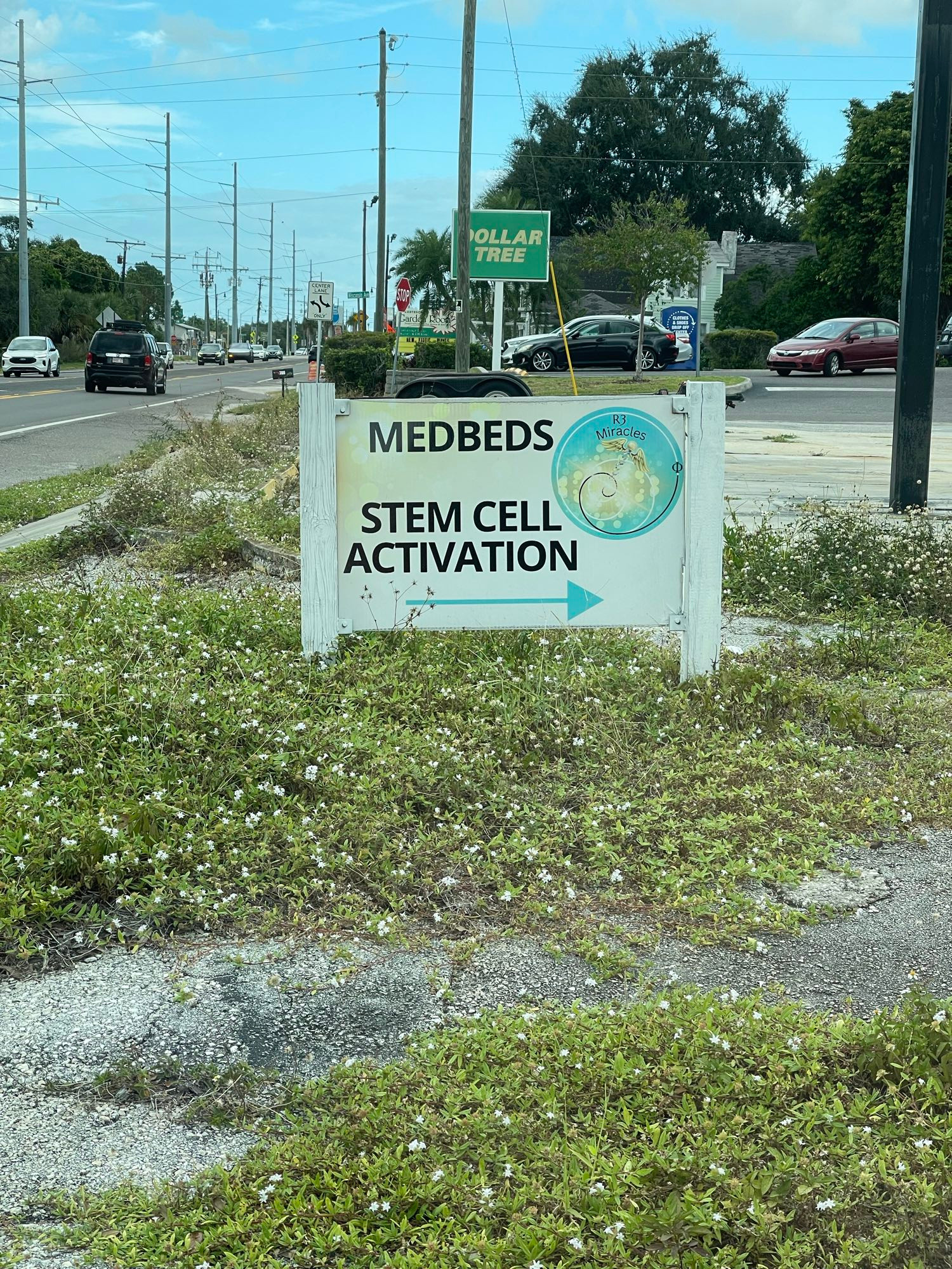 Photo of a sign advertising “medbeds” and “stem cell activation” in Pinellas County.